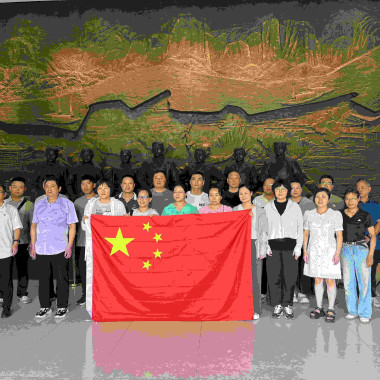 “红色足迹 追忆初心”——9001cc金沙以诚为本电气联合共建党总支开展主题党建活动