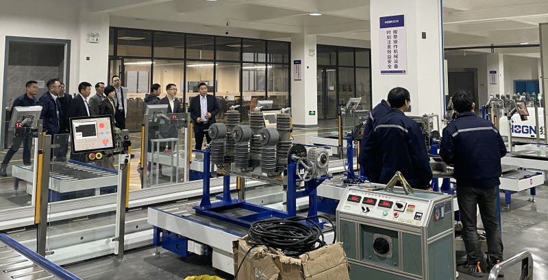 国网浙江乐清市供电有限公司总司理李建宇一行莅临9001cc金沙以诚为本电气集团调研